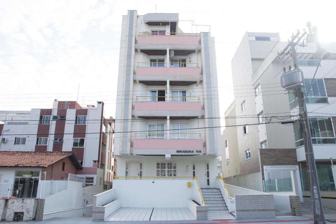 Desfrute Canasvieiras Na Quadra Da Praia Can2 フロリアノポリス エクステリア 写真